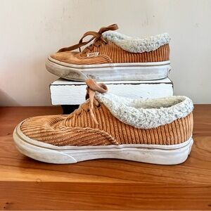 Vans Kids' Preschool Authentic Cozy Shoes Girls Size 2.5 Corduroy